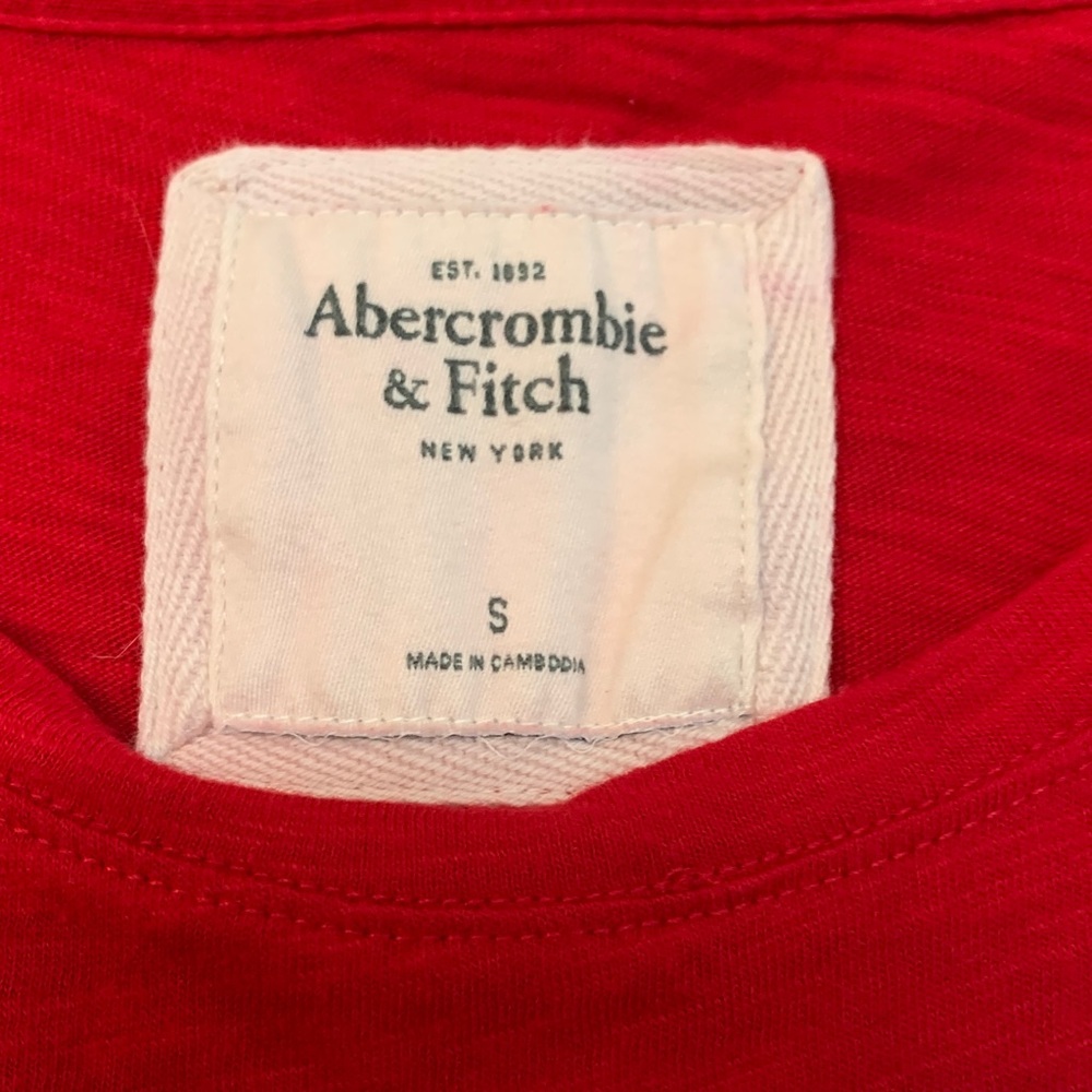 Abercrombie & Fitch redhot T white sequin Graphic 'FITCH 1892' size S - Picture 2 of 5